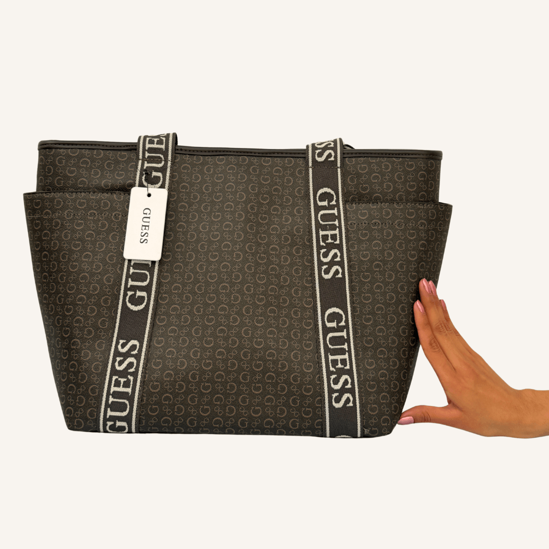 Tote Guess