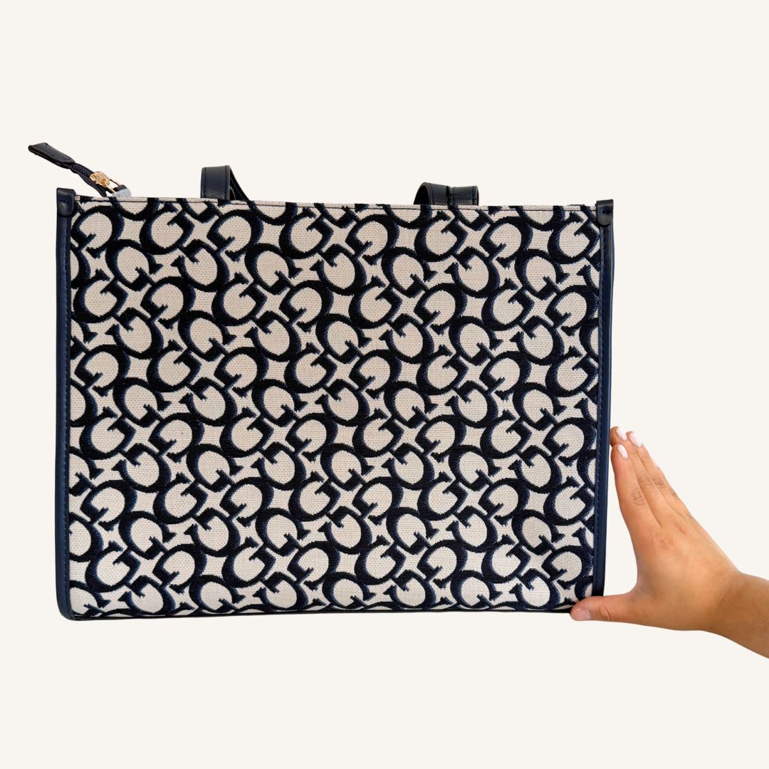Tote Guess